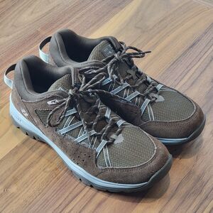 New Balance Women's Sz 9.5 B 669 V2 WW669LC2 Brown Casual Lace Up Shoes Sneakers